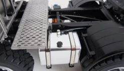 Schwerlast Sattelzug T81E 1:14, Metall RTR -Modellauto Deutschland Verkaufs-Shop 22551 06