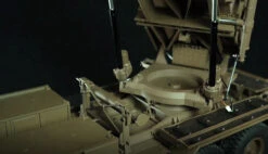 U.S. M747 Sattelaufflieger Raketenwerfer Grün KIT -Modellauto Deutschland Verkaufs-Shop 22563 04