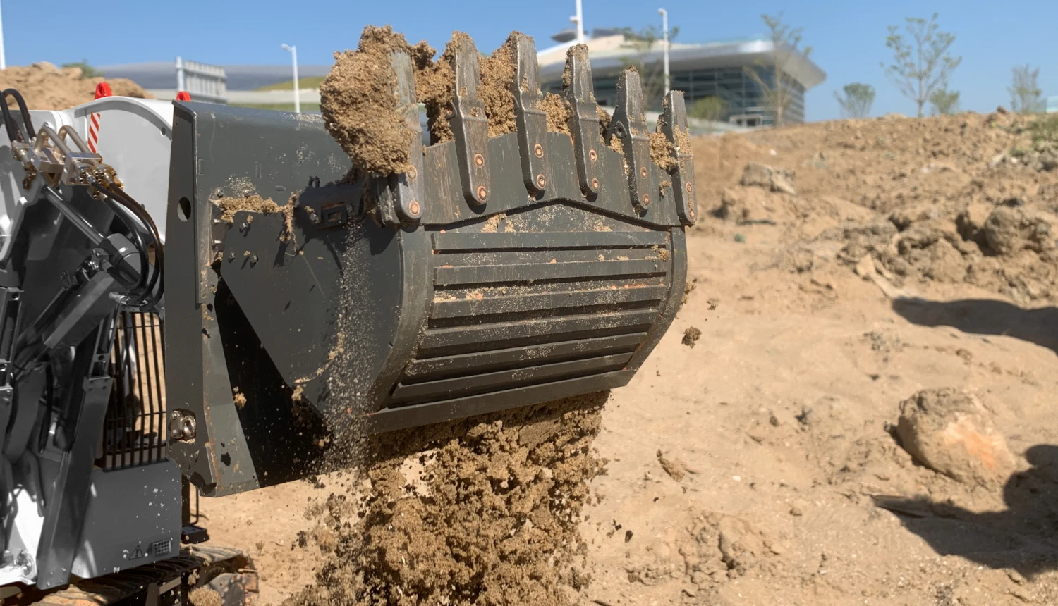 Hydraulik Steinbruchbagger 970-200 SME Weiß RTR 9 Hydraulik Steinbruchbagger 970-200 SME Weiß RTR – Bild 9