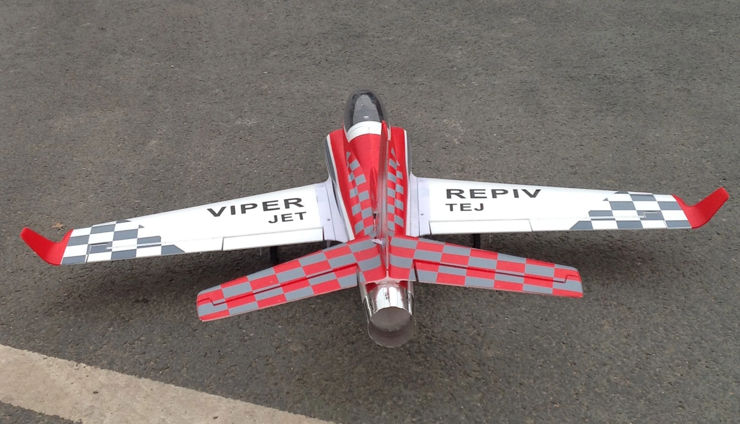 AMXFlight Viper Jet V4 Pro 6-8S Rot PNP 7 AMXFlight Viper Jet V4 Pro 6-8S Rot PNP – Bild 7