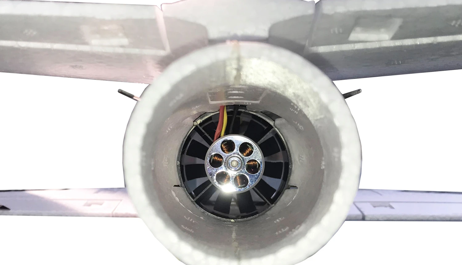 AMXFlight Viper Hpat Jet V2 EPO PNP Weiß/schwarz 7 AMXFlight Viper Hpat Jet V2 EPO PNP Weiß/schwarz – Bild 7